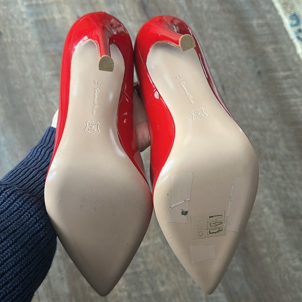 Gianvito Rossi Red Pumps - Picture 3 of 5